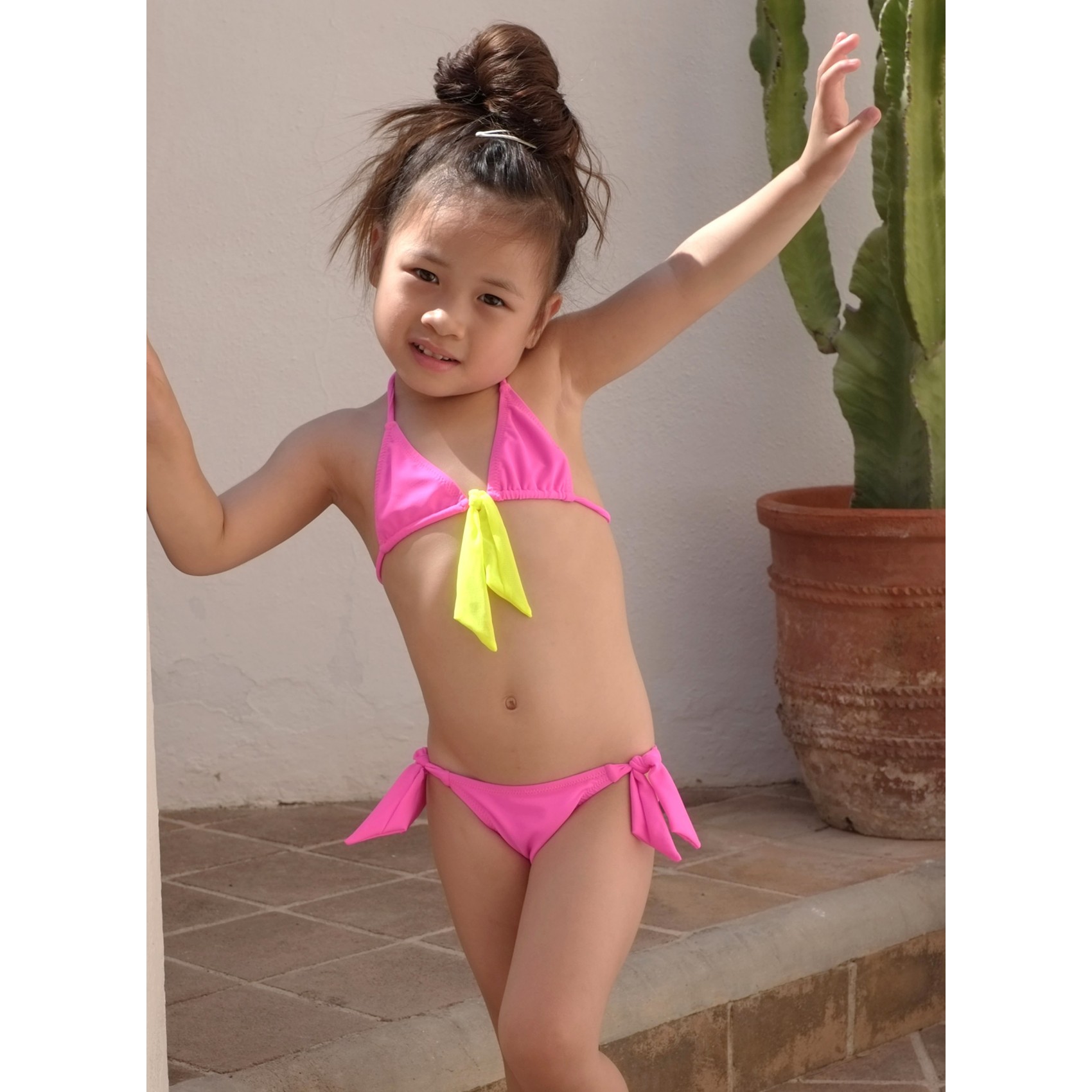 Bikini triángulos fucsia lazo Princesse Ilou